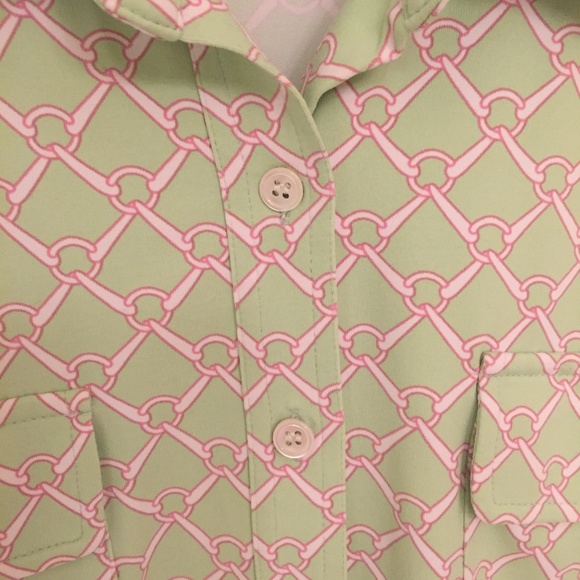 J Mclaughlin green chainlink short sleeve collared button front top medium - Picture 2 of 11